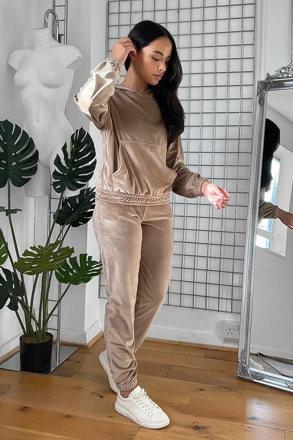 BEIGE HOODED SWEATSHIRT & JOGGERS VELOUR TRACKSUIT SET