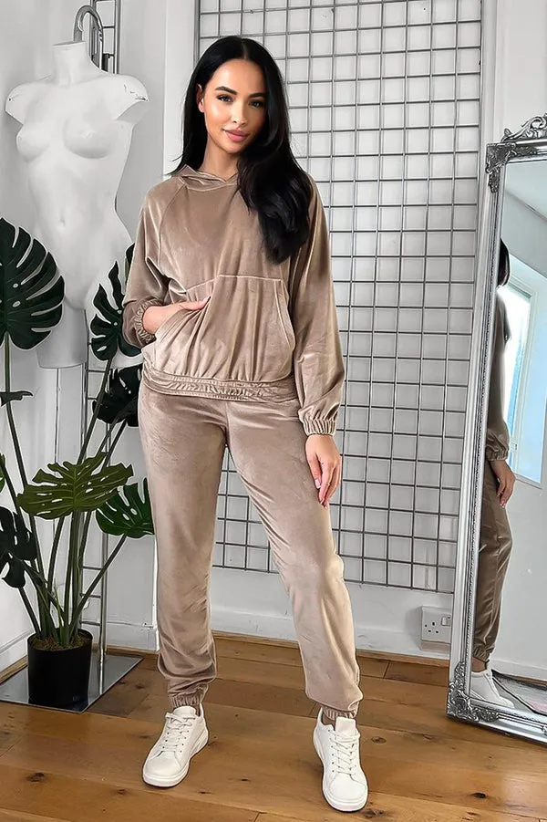 BEIGE HOODED SWEATSHIRT & JOGGERS VELOUR TRACKSUIT SET