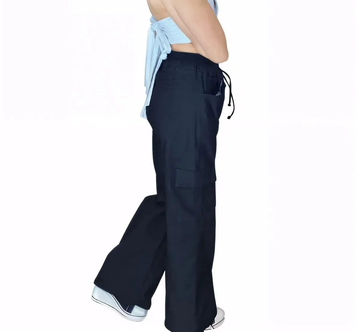 Black Oversized Cargo Pants – Stretchable & Trendy