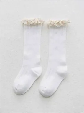 Girls White Cable Knit Lace Trimmed Socks