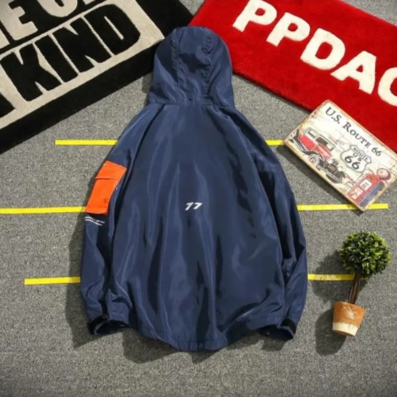 Men's Loose Hoodie With Pockets