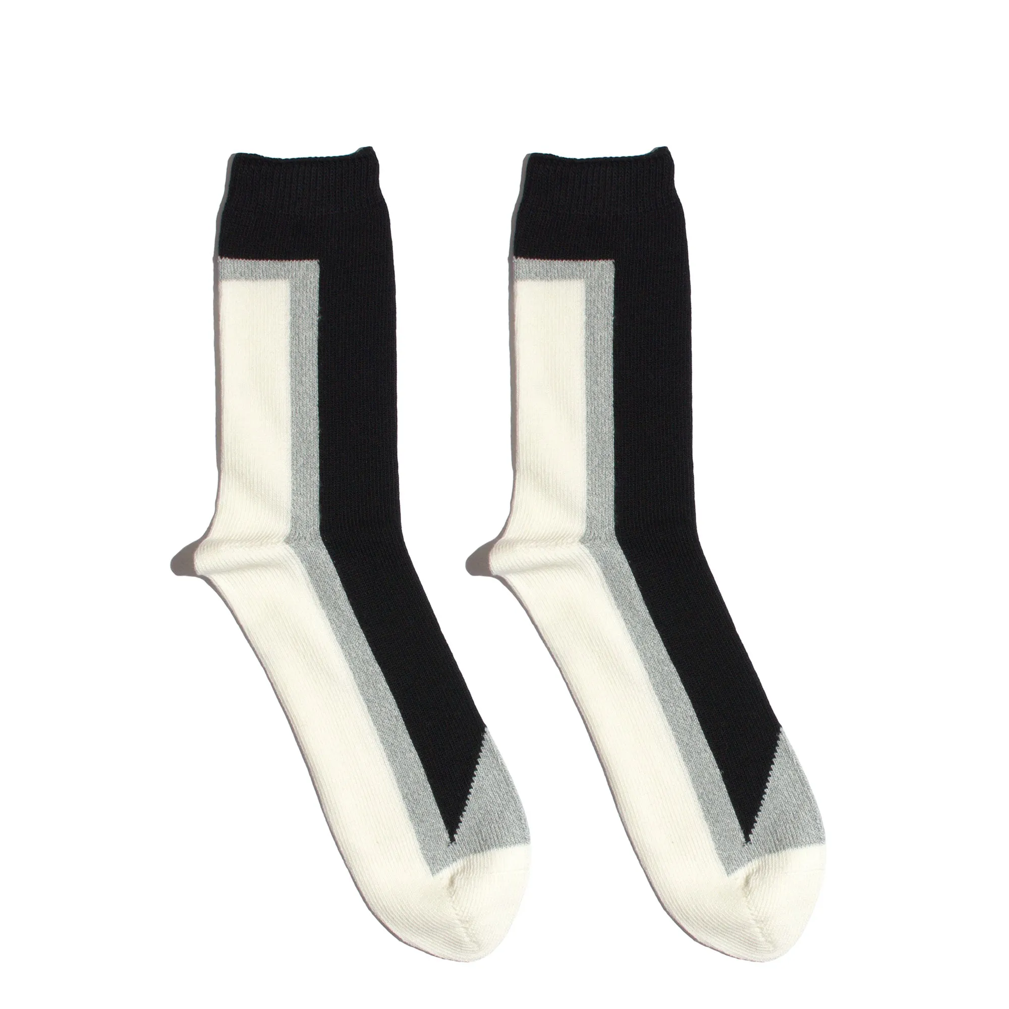 SEVEN <br> BLK/WHT <br> HI-ANKLE
